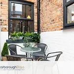 - Ashville - 5 Bedroomed House - Sleeps 9