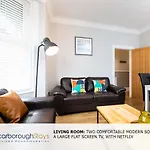 - Ashville - 5 Bedroomed House - Sleeps 9 *