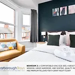 Vakantiehuis - Ashville - 5 Bedroomed House - Sleeps 9 Scarborough