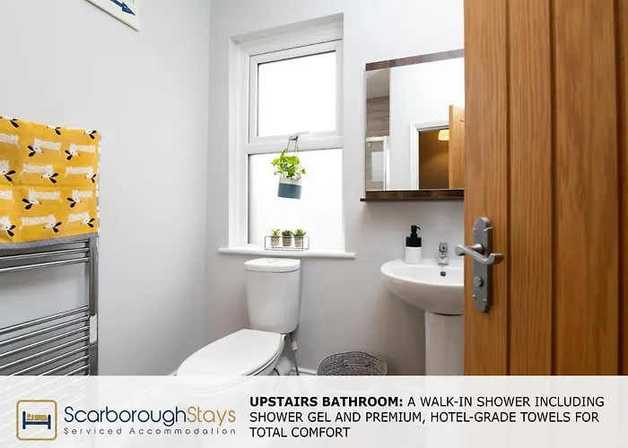 - Ashville - 5 Bedroomed House - Sleeps 9 בית נופש *