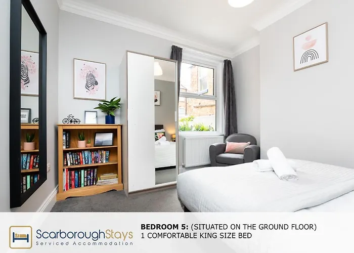 - Ashville - 5 Bedroomed House - Sleeps 9 *