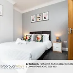- Ashville - 5 Bedroomed House - Sleeps 9 *