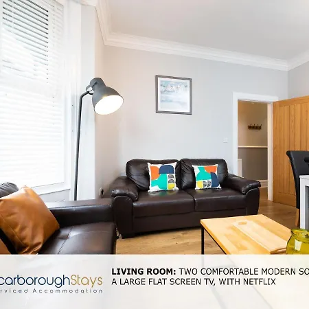 - Ashville - 5 Bedroomed House - Sleeps 9 *