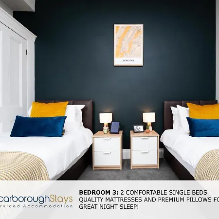 - Ashville - 5 Bedroomed House - Sleeps 9 Holiday home *