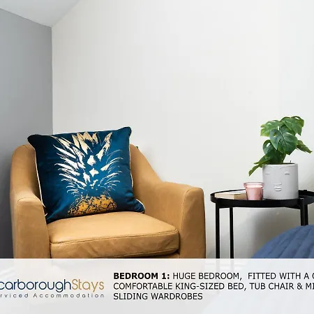 - Ashville - 5 Bedroomed House - Sleeps 9 *