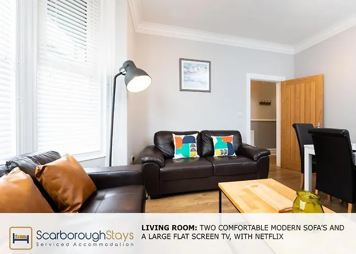 - Ashville - 5 Bedroomed House - Sleeps 9 *