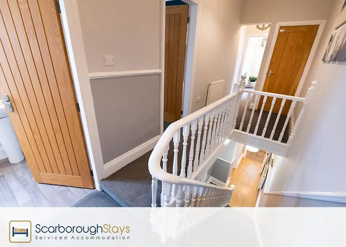 - Ashville - 5 Bedroomed House - Sleeps 9 Vakantiehuis